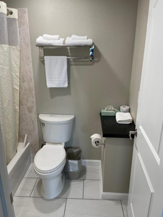 Royal Inn Eugene- Airport 외부 사진