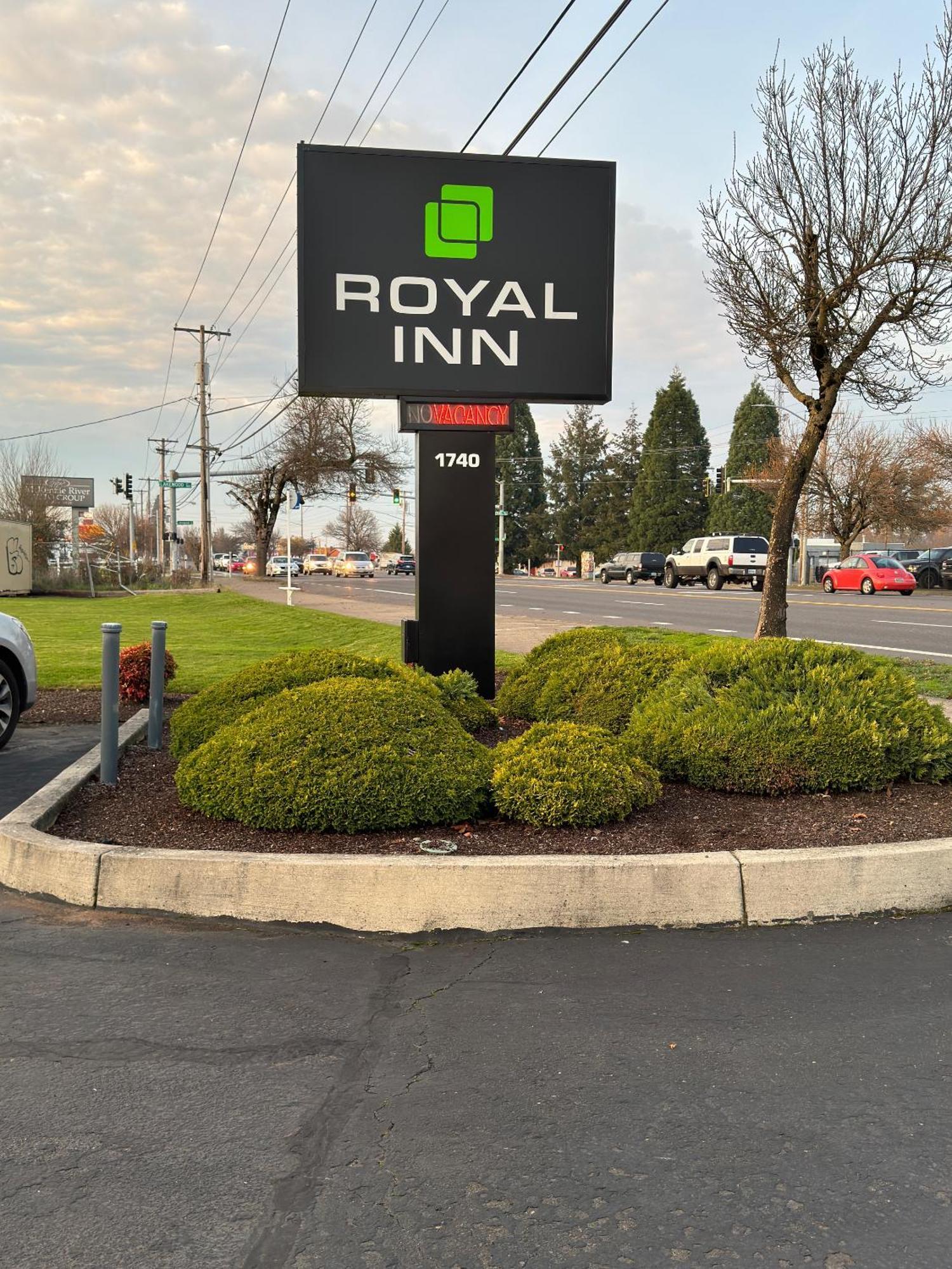 Royal Inn Eugene- Airport 외부 사진