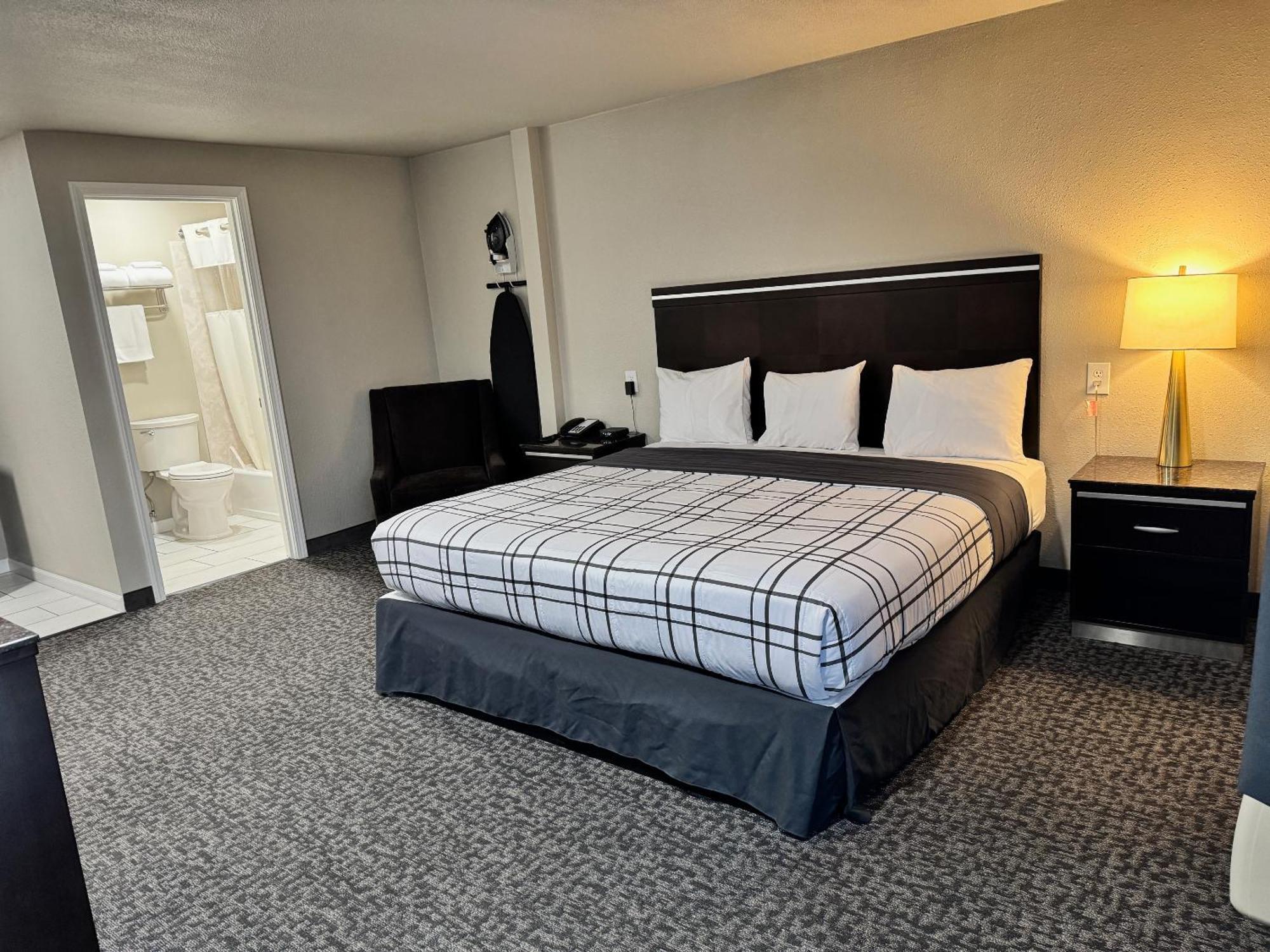 Royal Inn Eugene- Airport 외부 사진